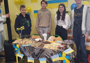 Ukraina